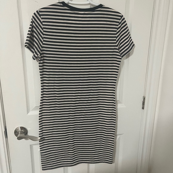 H&M Stripped Jersey Tshirt Dress - Picture 3 of 4